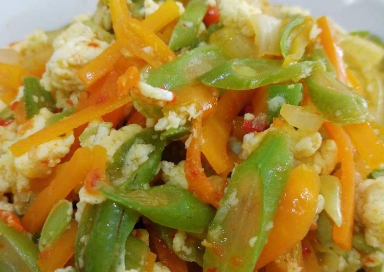 Orak Arik Telur + Wortel Buncis Masak Saus Bangkok