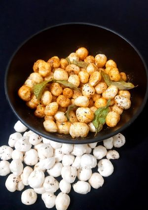 A picture of Roasted Masala Makhana.