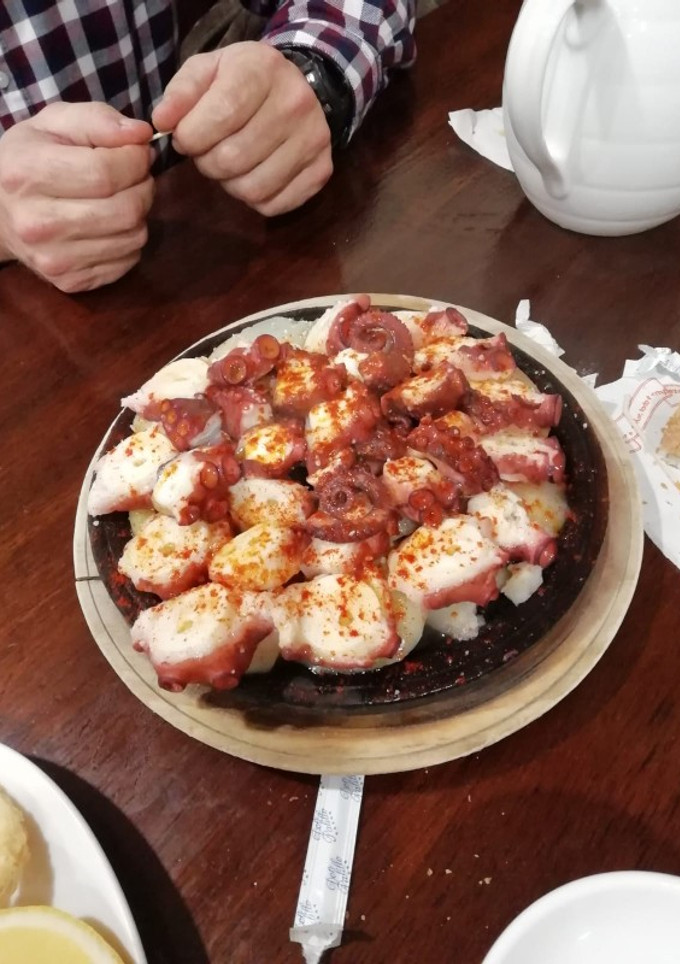 Una foto de Pulpo a feira