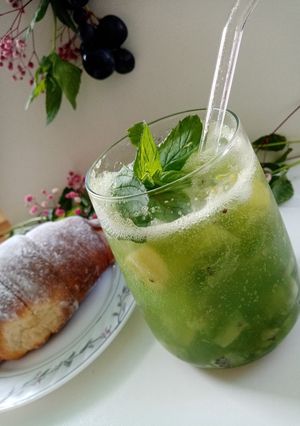 O poză a rețetei Kiwi Mojito.