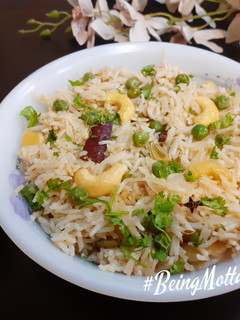 શાહી મટર પુલાવ (Shahi Mutter Pulao recipe in Gujarati) રેસીપી મુખ્ય ફોટો