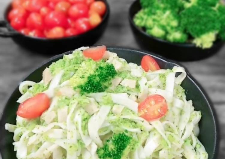 Cara Gampang Menyiapkan Kwetiau Goreng Masak Brokoli yang Menggugah Selera
