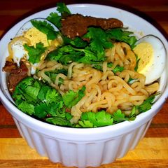 A picture of Mike's 3 Minute Dashi Beef Ramen Noodle Soup.