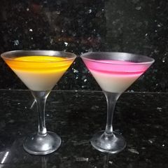 Milk pudding with orange and rose jello A picture of Milk pudding with orange and rose jello.