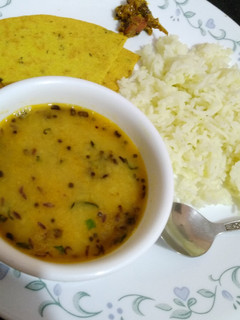 वरण भात (Varan Bhat recipe in Hindi) रेसिपी मुख्य फोटो