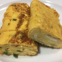 A picture of Japanese Omelet (Egg Roll).