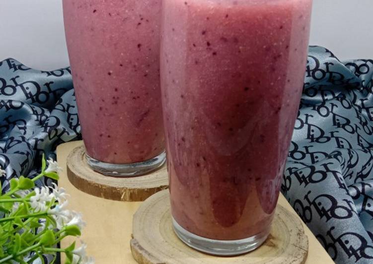 Red Juice Tanah Airku (Jambu Merah, Anggur, Strawberry)