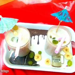 A picture of Banana Grape Shake.