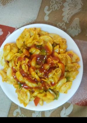 A picture of Macaroni.
