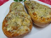 Una foto de pimientos rellenos al horno