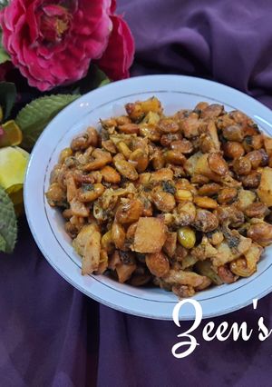 A picture of Vaal Beans with Potatoes.