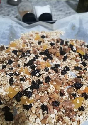 A picture of Granola.