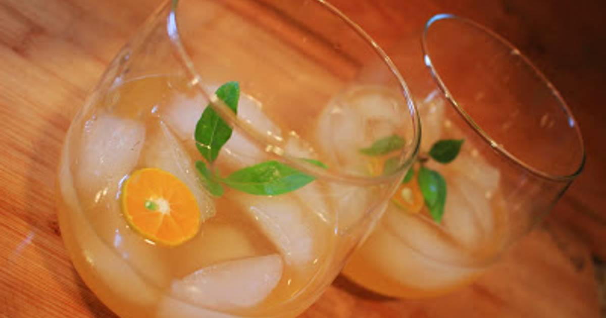 Thai Basil & Calamansi Vodka Gimlet Recipe by x Cookpad