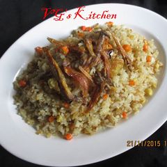 A picture of Village Fried Rice (Nasi Goreng Kampung).