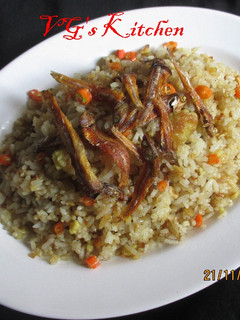 A picture of Village Fried Rice (Nasi Goreng Kampung).