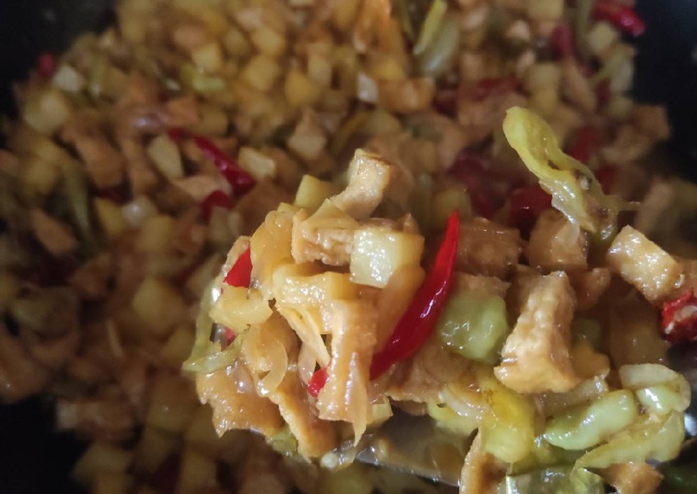 Tumis kering kentang Tahu