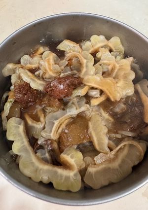 涼拌梅子苦瓜 的食譜成品照片