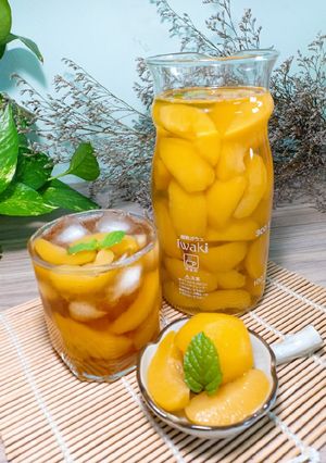 Hình của món Đào ngâm homemade.