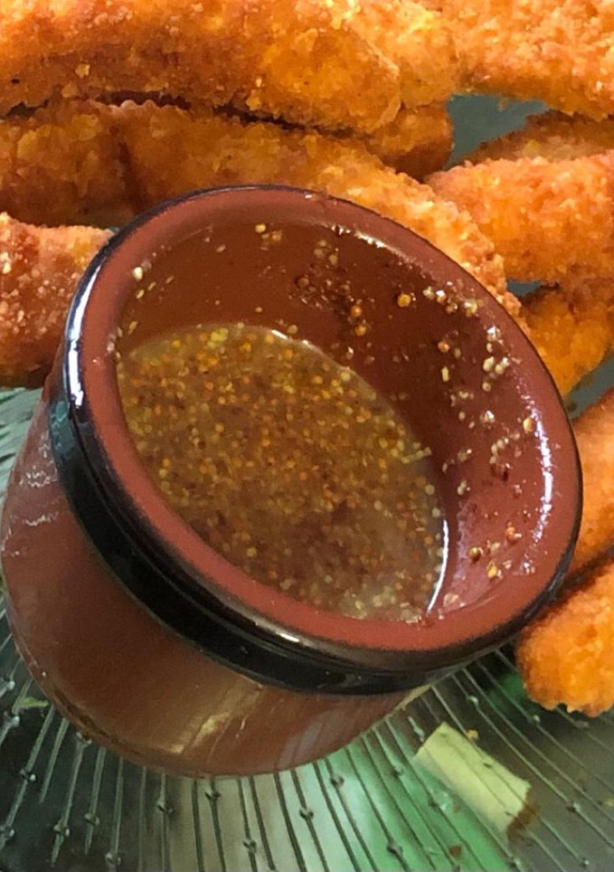 Una foto de Salsa miel y mostaza