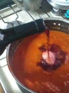 Una foto de Salsa con pollo