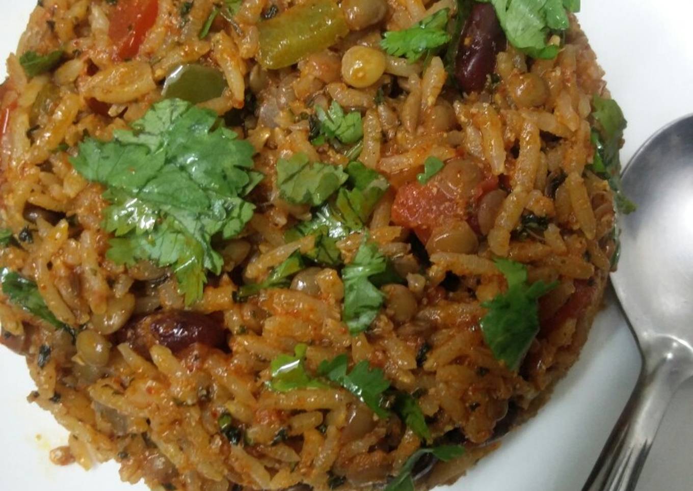 Brown lentil and kidney beans pulao(Jain)