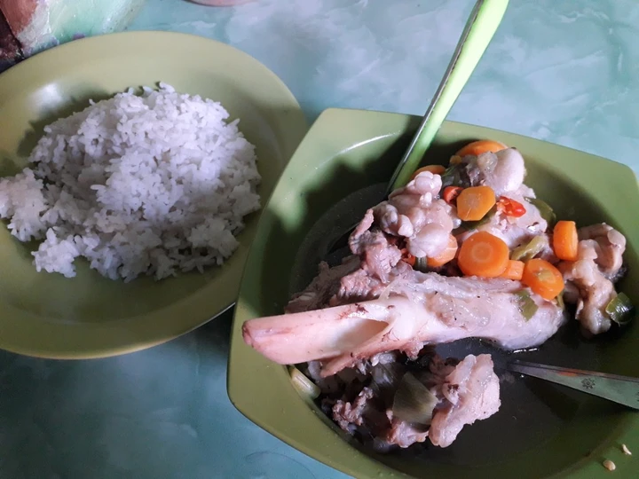 Langkah Gampang Membuat Resep Sop tulang sapi mudah yang Lezat Anti Ribet, Menggugah Selera