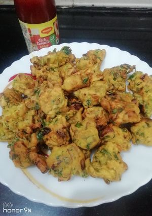 A picture of Fenugreek Leaves Bhajia.