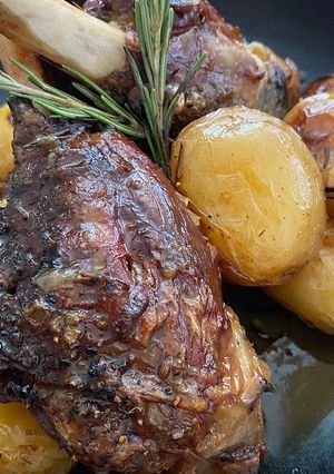 A picture of Oven steamed Oregano Greek potatoes.