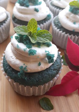 A picture of Blue birdy | eggless blue velvet.