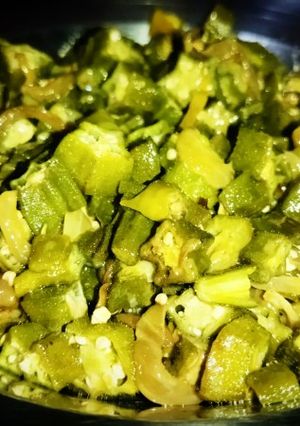 भिंडी मैगी मसाला(bhindi maggi masala recipe in hindi) रेसिपी मुख्य फोटो