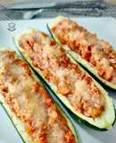 Calabacín gratinado relleno de atún