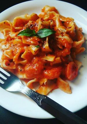 A picture of Creamy Tomato Pasta.