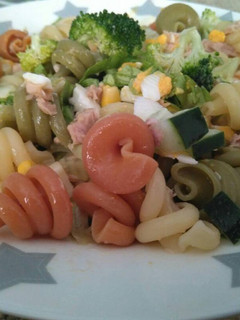 Una foto de Súper ensalada de pasta🍴