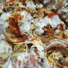 A picture of Dahi Puri.