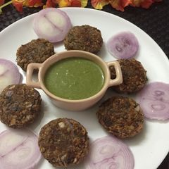 A picture of Rajma Oats kabab.