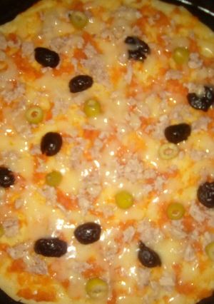 صورة لوصفة بيتزا بالتونة بطريقتي 🍕❤