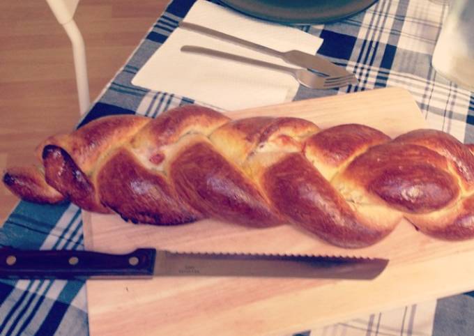 Treccia di pan brioche ripiena!