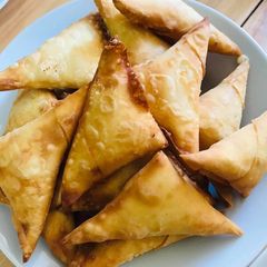 Cheese with Jalapeño 🧀 Samoosa A picture of Cheese with Jalapeño 🧀 Samoosa.