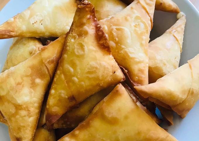 Recipe of Gordon Ramsay Cheese with Jalapeño 🧀 Samoosa