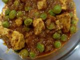 पनीर मटारची भाजी (Paneer Matar Bhaji Recipe In Marathi)