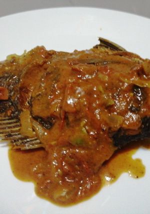 A picture of Wet fry fish.
