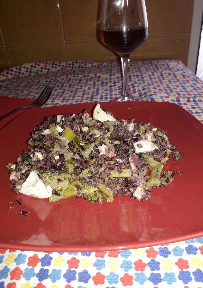 Una foto de Ensalada de arroz salvaje