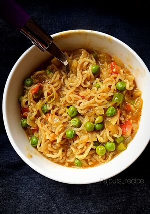 A picture of Matar Maggie Masala.