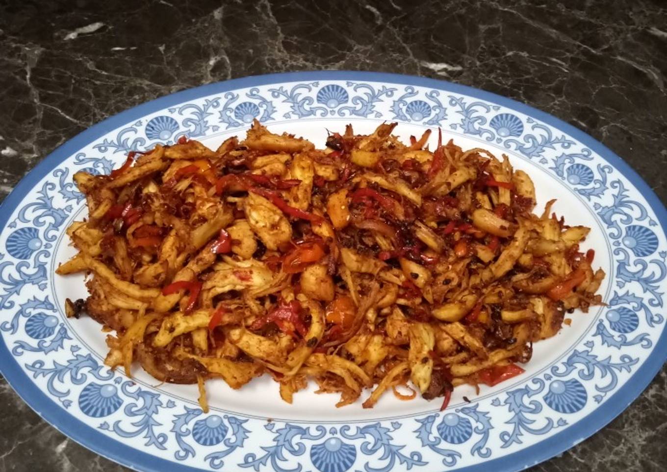 Ayam goreng suir pedas