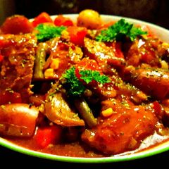 A picture of Mike's Beef Stew & Baguettes.