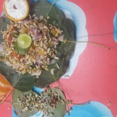 A picture of Sprout bhel.