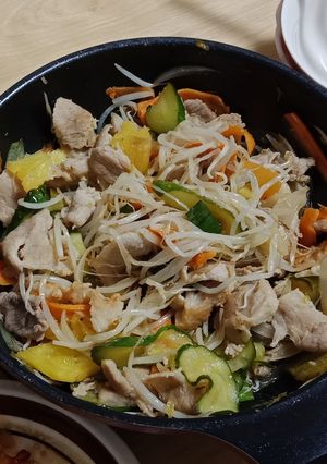 Hình của món Thịt xào thập cẩm.