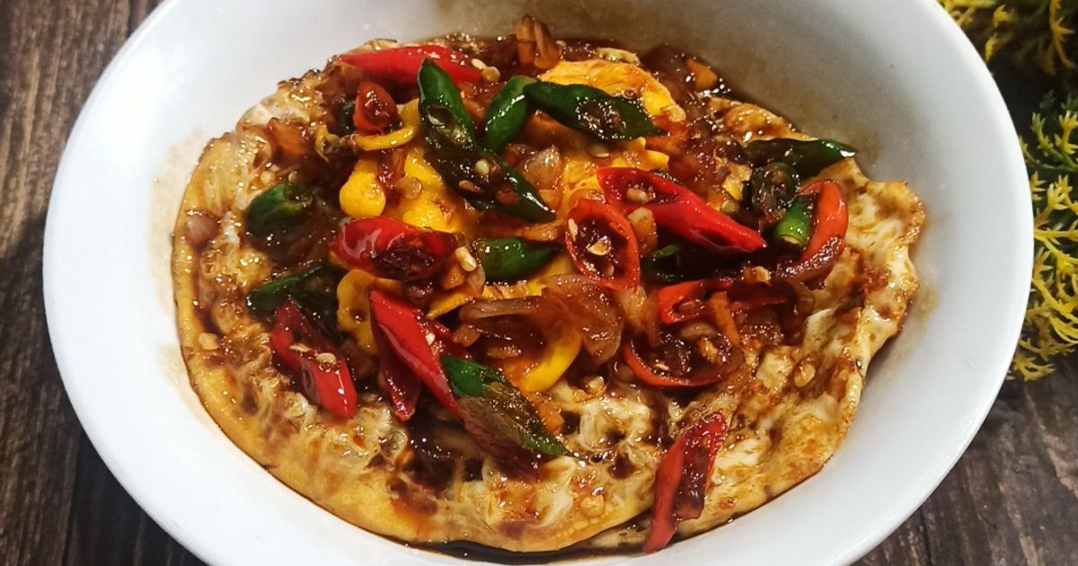 Telur Ceplok Saus Kecap Pedas ala Eunike