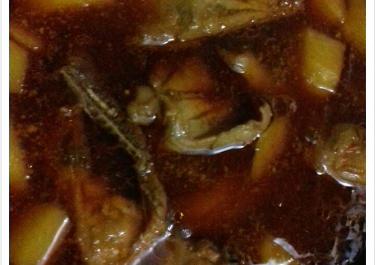 Semur ayam kentang