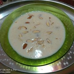 A picture of Oats porridge with almonds#breakfast recipe challenge.
